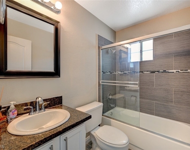 9421 Valley Hills Avenue - Photo Thumbnail 19