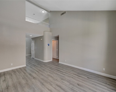 9421 Valley Hills Avenue - Photo Thumbnail 7