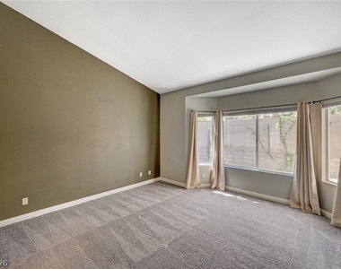 9421 Valley Hills Avenue - Photo Thumbnail 28