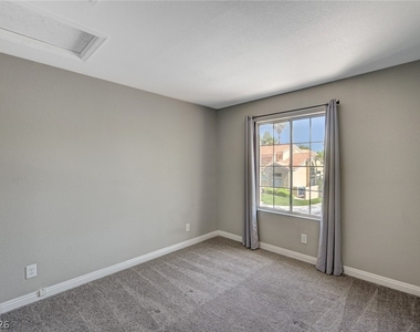9421 Valley Hills Avenue - Photo Thumbnail 43