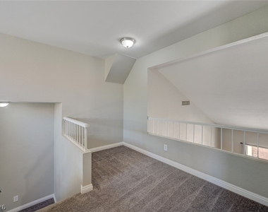 9421 Valley Hills Avenue - Photo Thumbnail 40
