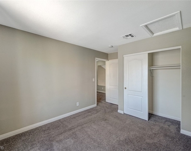 9421 Valley Hills Avenue - Photo Thumbnail 45