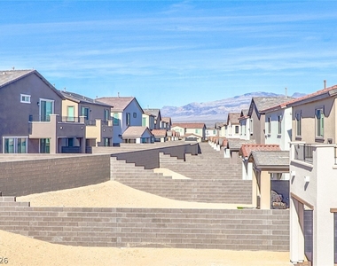 9220 Far Side Avenue - Photo Thumbnail 44