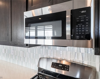 9220 Far Side Avenue - Photo Thumbnail 19