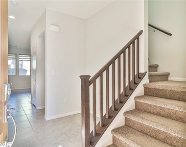 9220 Far Side Avenue - Photo Thumbnail 4