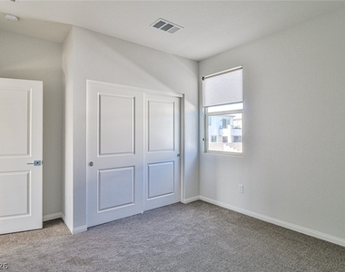 9220 Far Side Avenue - Photo Thumbnail 37