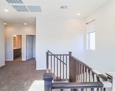 9220 Far Side Avenue - Photo Thumbnail 32