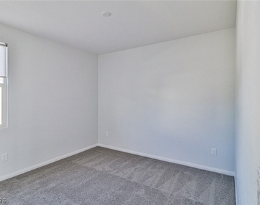 9220 Far Side Avenue - Photo Thumbnail 36