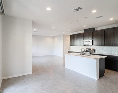 9220 Far Side Avenue - Photo Thumbnail 26