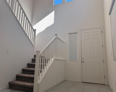 5961 Bruselas Street - Photo Thumbnail 3