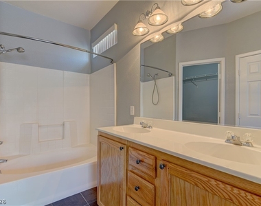 6321 Rolling Rose Street - Photo Thumbnail 10