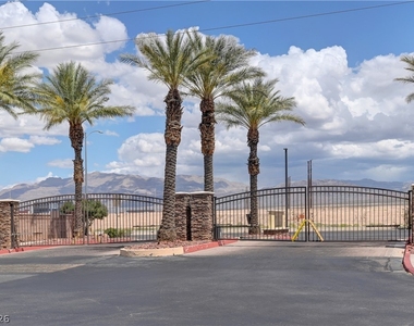 6321 Rolling Rose Street - Photo Thumbnail 18