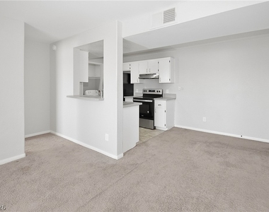 220 Mission Catalina Lane - Photo Thumbnail 8