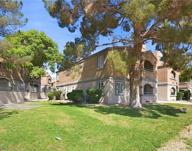 220 Mission Catalina Lane - Photo Thumbnail 4