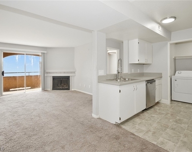 220 Mission Catalina Lane - Photo Thumbnail 9