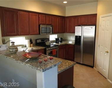 1017 Brinkman Street - Photo Thumbnail 2