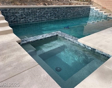 1017 Brinkman Street - Photo Thumbnail 16