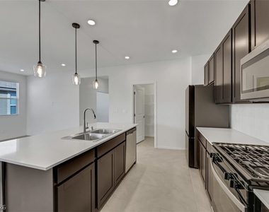 9147 Aspendale Ranch Court - Photo Thumbnail 7