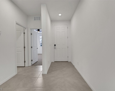 9147 Aspendale Ranch Court - Photo Thumbnail 2