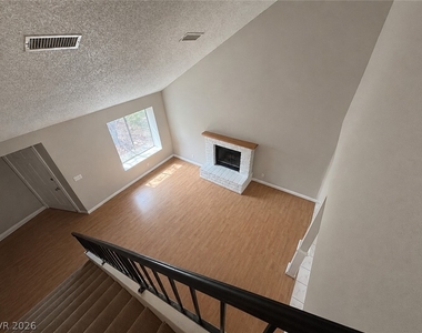 817 Schooner Drive - Photo Thumbnail 13