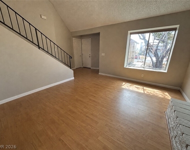 817 Schooner Drive - Photo Thumbnail 14