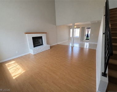 817 Schooner Drive - Photo Thumbnail 12