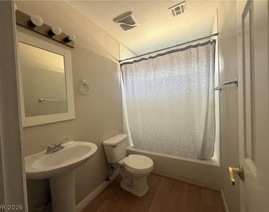 817 Schooner Drive - Photo Thumbnail 8