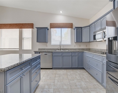 3051 Hills Of Gold Court - Photo Thumbnail 16