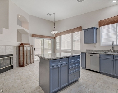 3051 Hills Of Gold Court - Photo Thumbnail 17