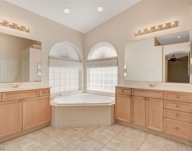 3051 Hills Of Gold Court - Photo Thumbnail 31