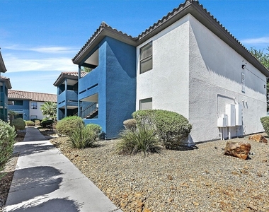 3135 S Mojave Road - Photo Thumbnail 16