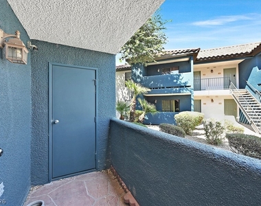 3135 S Mojave Road - Photo Thumbnail 13