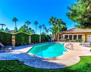 3135 S Mojave Road - Photo Thumbnail 15