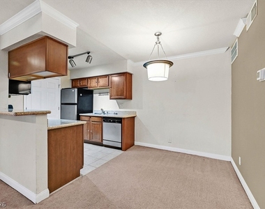 3135 S Mojave Road - Photo Thumbnail 4