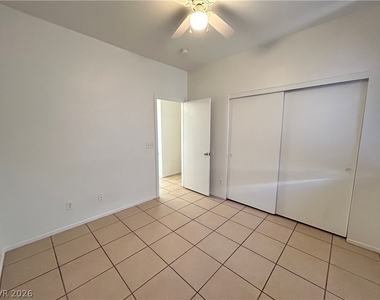 2685 Park Creek Lane - Photo Thumbnail 10