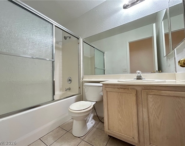 2685 Park Creek Lane - Photo Thumbnail 11