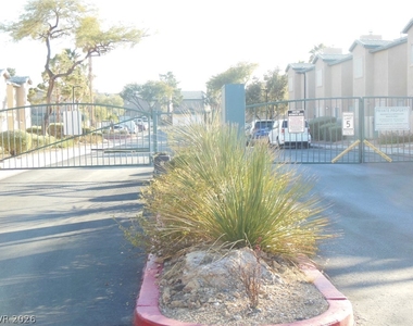 5225 Wave Dancer Lane - Photo Thumbnail 1