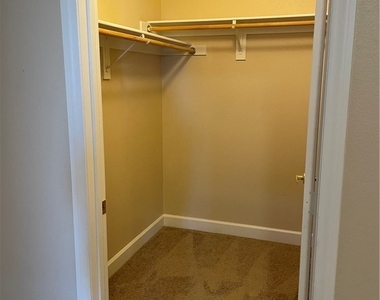 75 E Agate Avenue - Photo Thumbnail 13