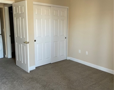 75 E Agate Avenue - Photo Thumbnail 10