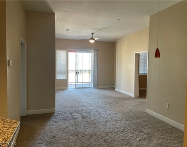 75 E Agate Avenue - Photo Thumbnail 8