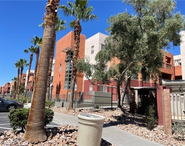 75 E Agate Avenue - Photo Thumbnail 26