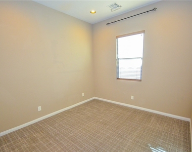 8162 Desert Madera Street - Photo Thumbnail 20