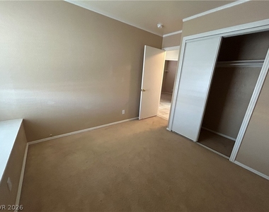 4718 Checker Way - Photo Thumbnail 6