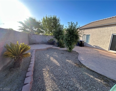 4718 Checker Way - Photo Thumbnail 23