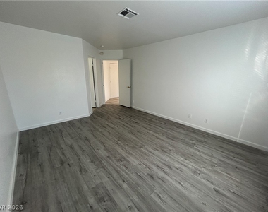 4718 Checker Way - Photo Thumbnail 16