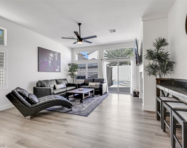 10082 Prairie Dove Avenue - Photo Thumbnail 17