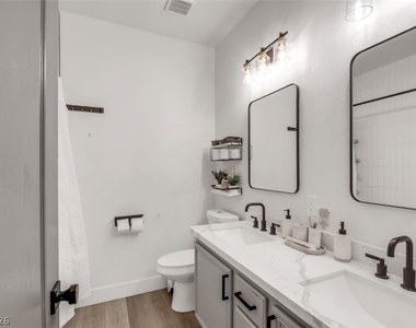 10082 Prairie Dove Avenue - Photo Thumbnail 22