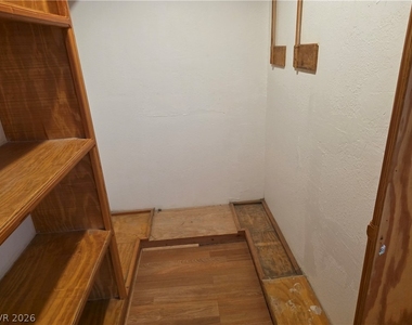 2904 Bassler Street - Photo Thumbnail 14