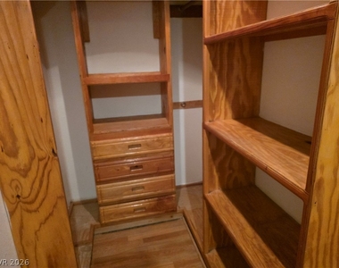 2904 Bassler Street - Photo Thumbnail 13