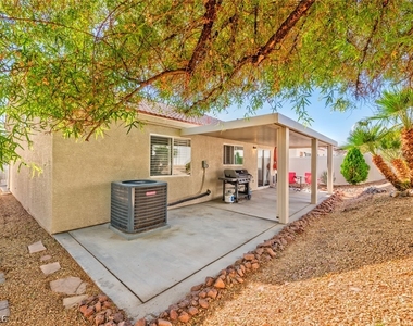 426 River Glider Avenue - Photo Thumbnail 12